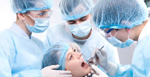 Почему не стоит боятся стоматолога-хирурга