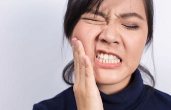 Что делать, если болит зуб под пломбой