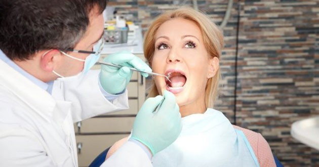 7 поводов вернуться к врачу после удаления зубов