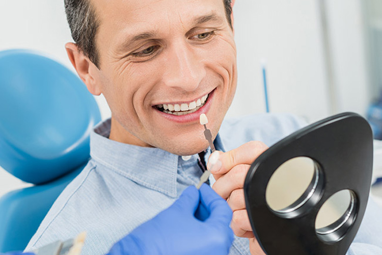 7 видов мостовидных протезов на передние зубы: какой лучше?