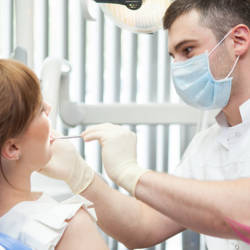 В современных клиниках стоматологи стараются направлять пациента на МРТ сустава нижней челюсти при малейших подозрениях на дисфункцию ВНЧС